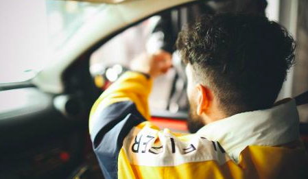 bilforsikring til unge